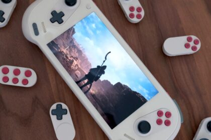 Ayaneo 3 is a Steam Deck on steroids — in every way