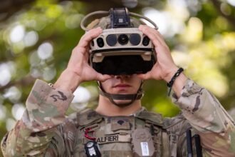 Oculus Founder’s Defense Company is Taking Over Microsoft’s Military AR Headset Project