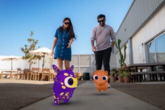 Snap Spectacles See Peridots Play Together &amp; Now Use GPS