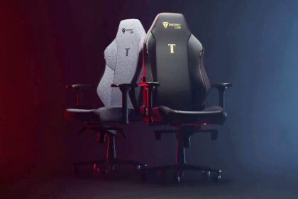 Save up to $129 on Secretlab gaming chairs and desks in this unmissable sale