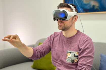 Apple Code Suggests M5 Hardware Refresh of Vision Pro Could Come Later This Year