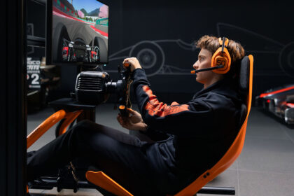 This new McLaren F1 sim racing PC gear will make you feel like Norris or Piastri
