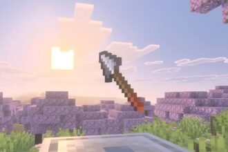 Minecraft introduces the first new tiered weapon in 15 years