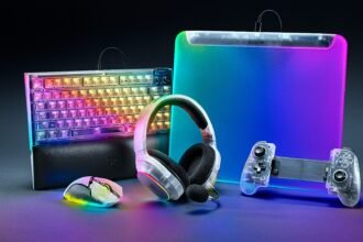 I love Razer's transparent gaming PC peripherals, and this new white collection is pure Xbox Crystal magic