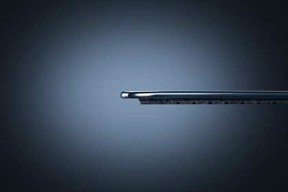 Razer launches "the world's thinnest glass gaming mouse mat," because glass isn't dangerous enough already