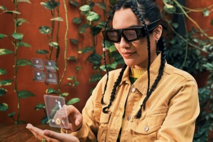 Snap & Qualcomm Announce Long-term Partnership, Affirm 2026 Launch for ‘Specs’ Consumer AR Glasses