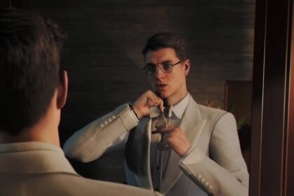 How to tie a bow tie in 007 First Light - James Bond game