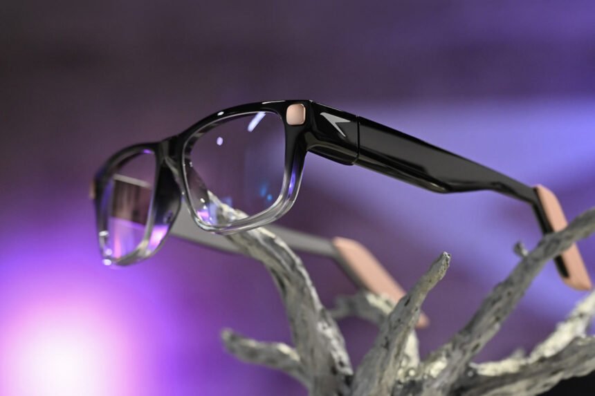 Raven Prism Smart Glasses Announced with Unique Hot-swappable Battery