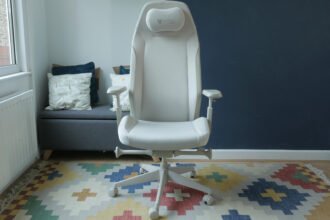 Secretlab Atlas review - task chair meets gaming chair in this classy and comfortable option